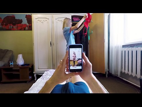 ❤️ La germanastra va fer esmenar el seu germà just abans que la mare tornés a casa Porno al porno ca.passionateembracespotlight.ru ☑